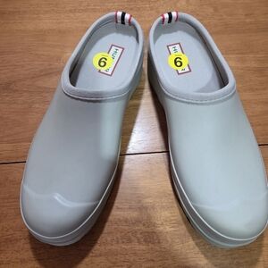 Hunter Women's Slip-On Play Clogs Zinc Size 9